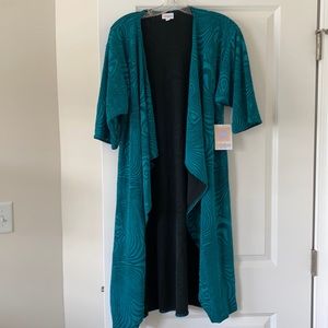 NWT LULAROE SHIRLEY
